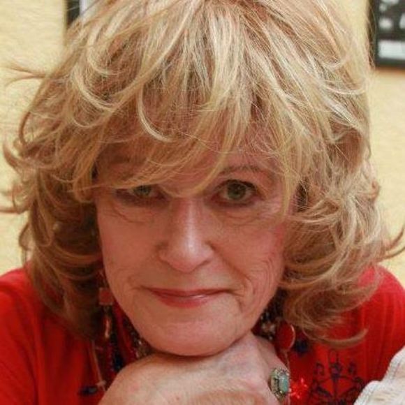 Meet your Posher, Rebecca - Picture 1 of 1